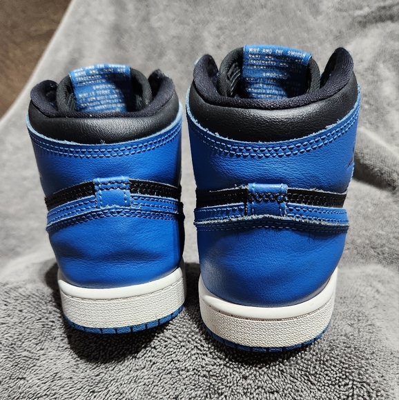 Nike Air Jordan 1 Dark Marina Blue - size 3Y - Picture 3 of 8
